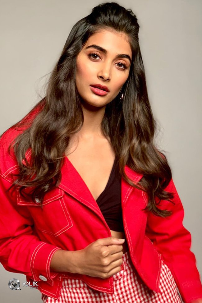 Pooja-Hegde